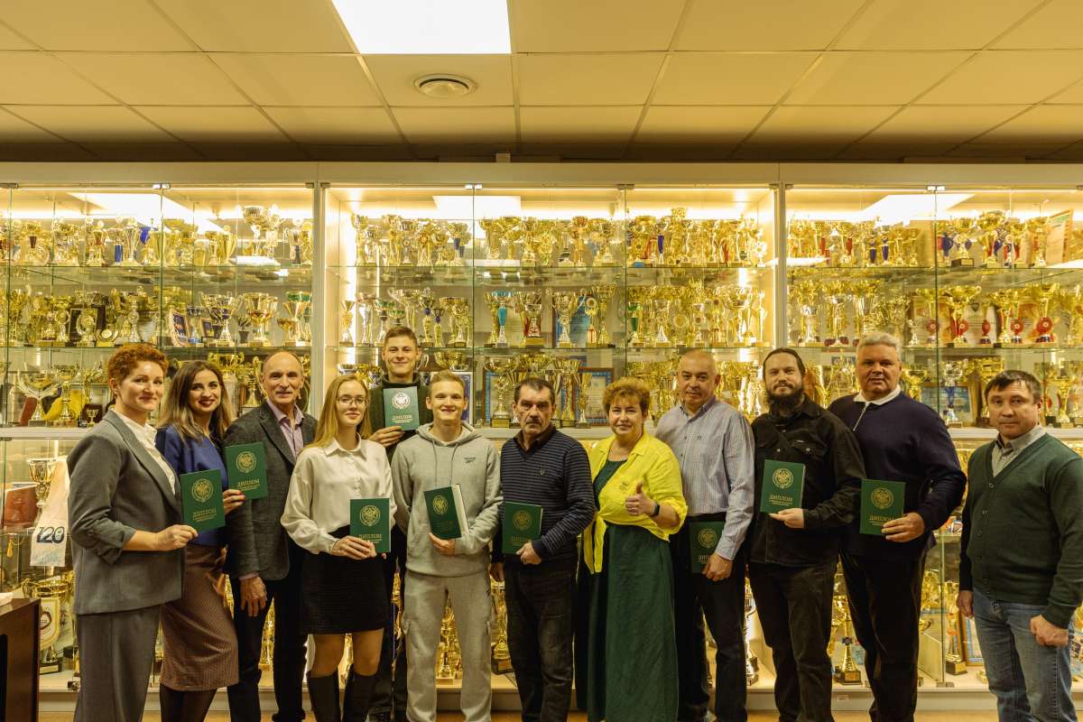 Вручение дипломов о профессиональной переподготовке!