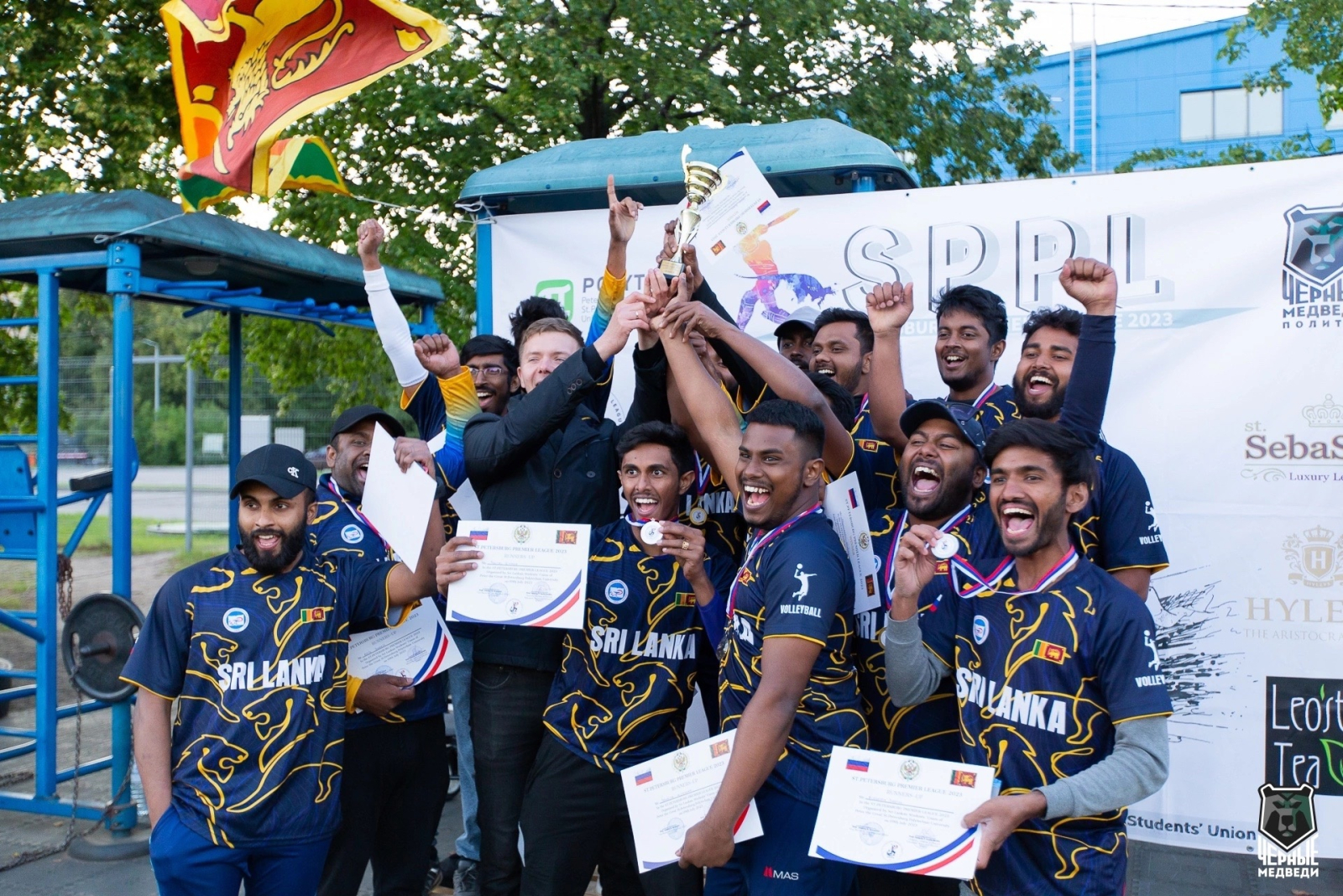 Студенты из Шри-Ланки провели Международную Санкт-Петербургскую премьер-лигу по крикету в Политехе.