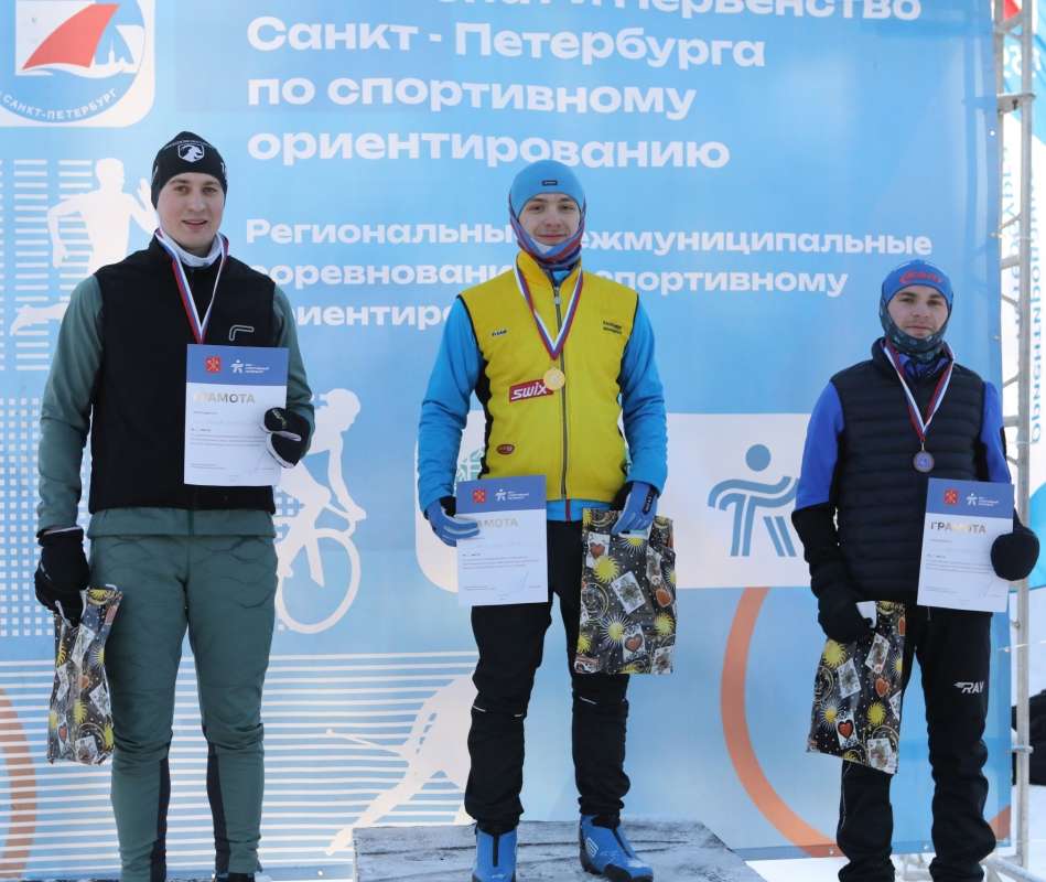 Изображение: Золото и серебро ориентирования: Черные медведи рвутся к победе