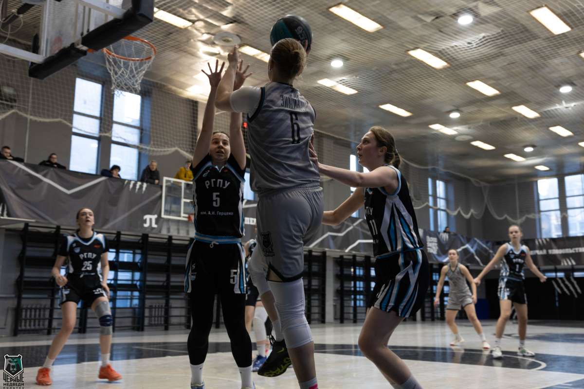 Баскетбол: победа над РГПУ им. А.И. Герцена в 1/4 финала