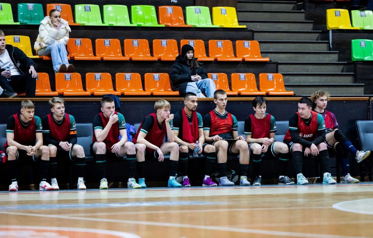 Продолжаем побеждать в футзале!