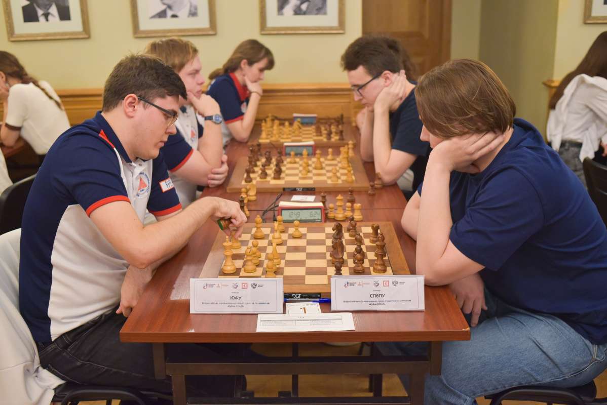 Сборная СПбПУ вошла в пятерку сильнейших шахматных команд России